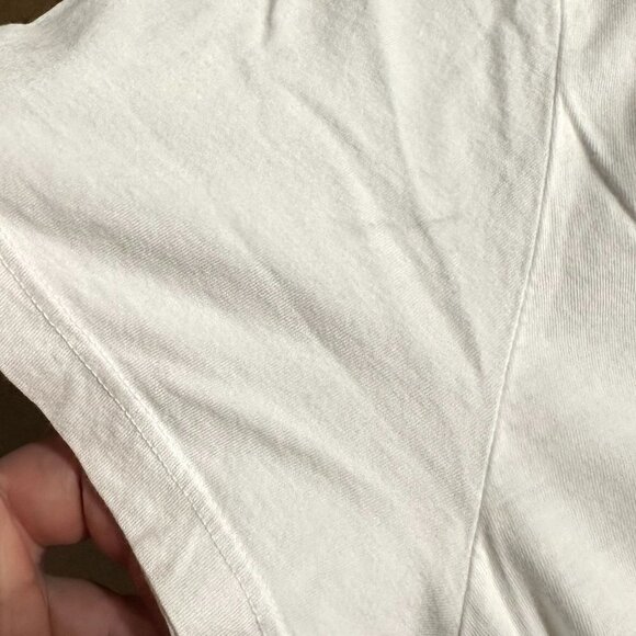 NEW MATE the Label White Organic Cotton "Do what feels right." Classic Crew Tee - Picture 6 of 9